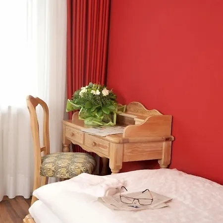 Stadthotel 랑엔펠트