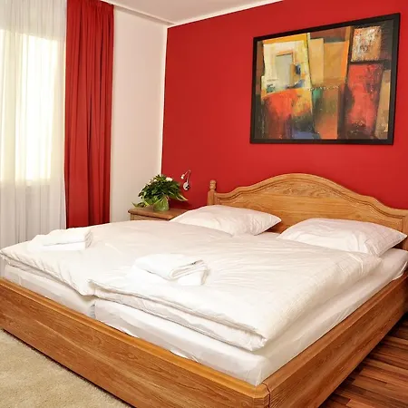 Stadthotel 호텔 3*